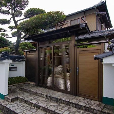 太宰苑 - Dazaien Traditional Japanese Houses دازايفو المظهر الخارجي الصورة