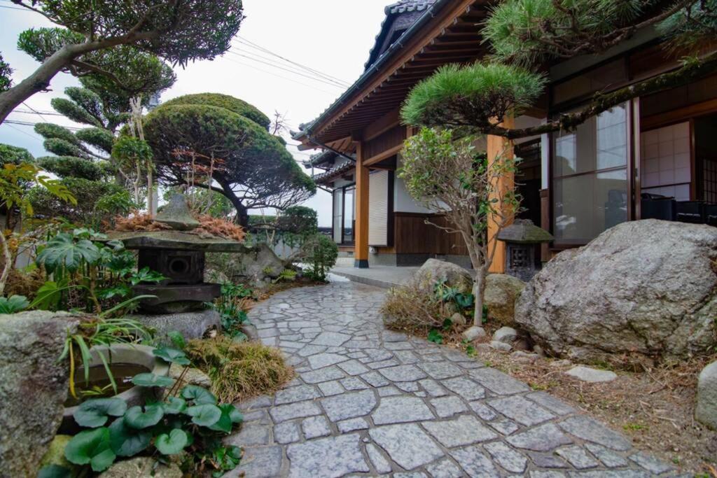 太宰苑 - Dazaien Traditional Japanese Houses دازايفو المظهر الخارجي الصورة
