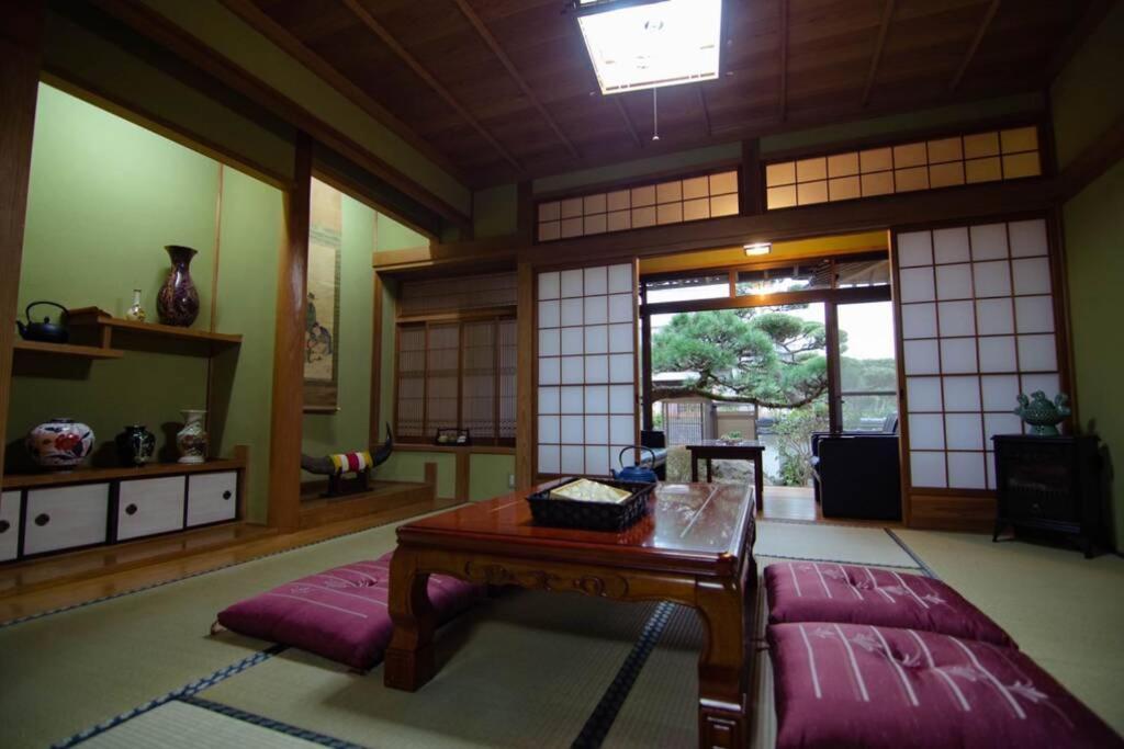 太宰苑 - Dazaien Traditional Japanese Houses دازايفو المظهر الخارجي الصورة